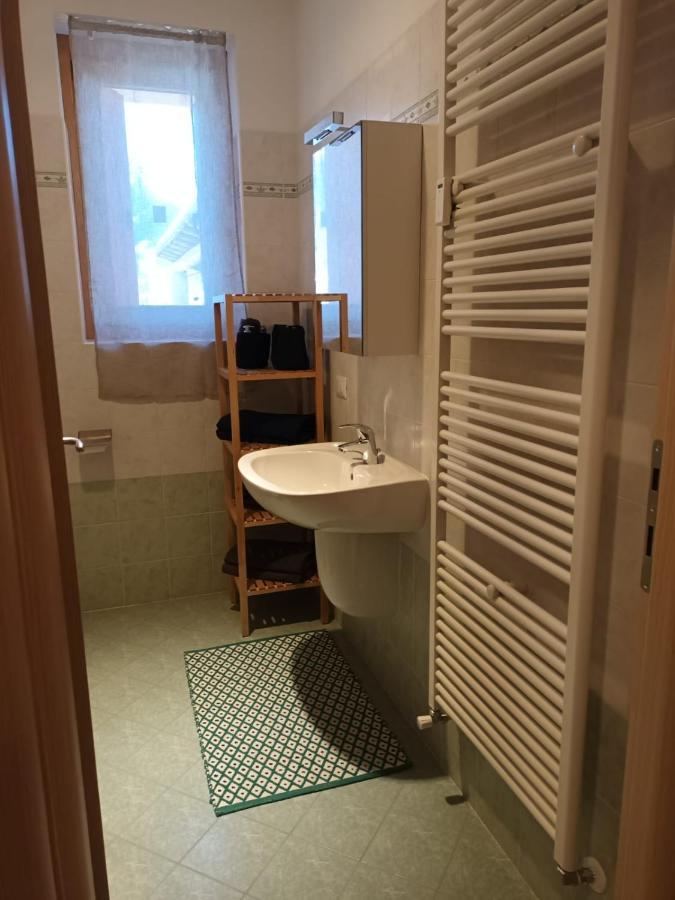 Grazioso Trilocale Con Ampia Terrazza Apartment Киеза ин Валмаленко Екстериор снимка